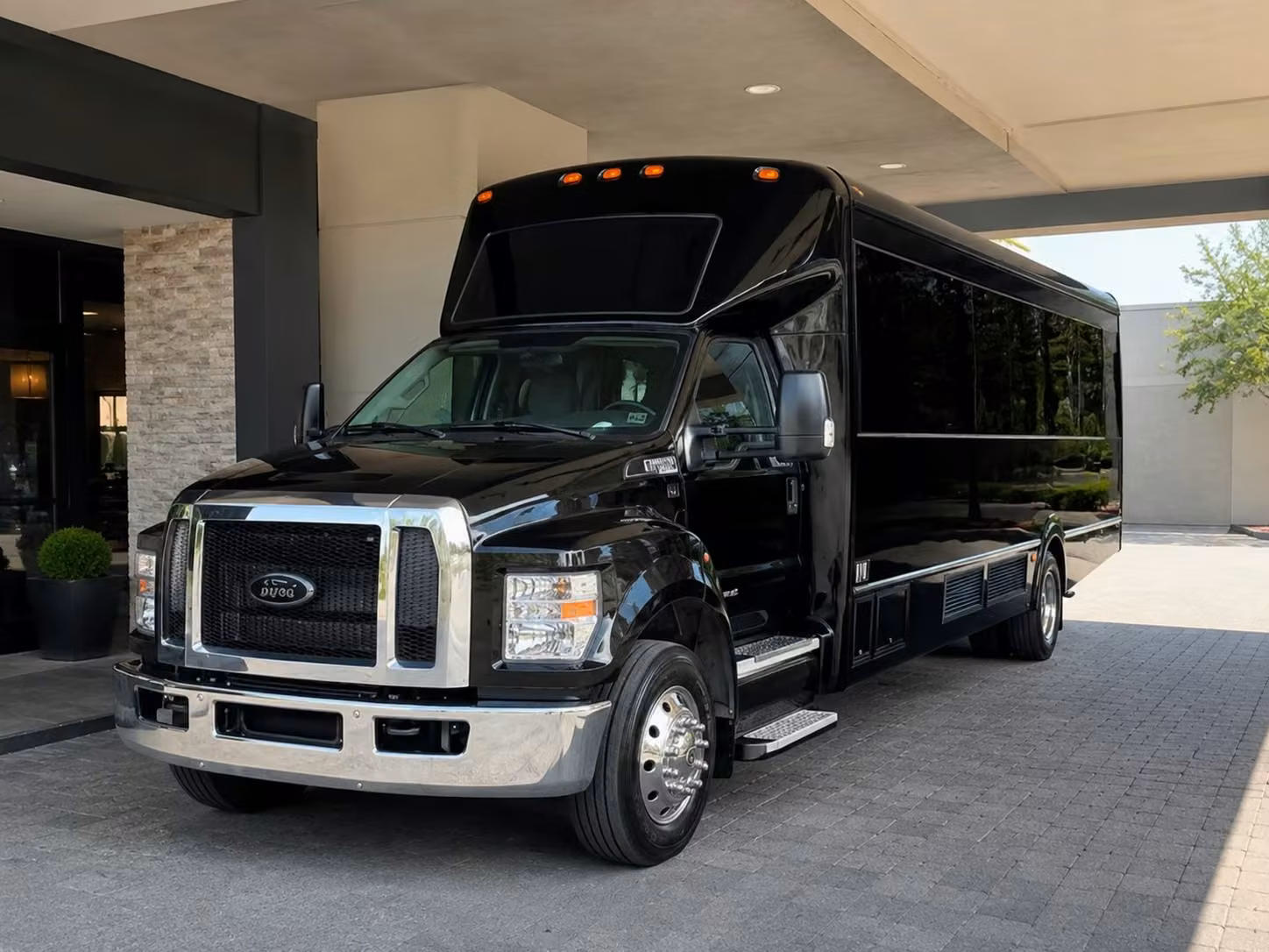 fairfield party buses for prom night start the celebration before you even arrive